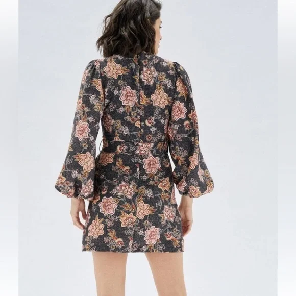 Revolve Brand Minkpink V Neck Mini Dress size XS - Picture 9 of 9